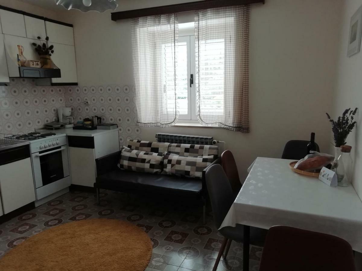 Village Apartment Skuric Cilipi Exterior photo